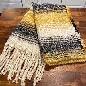 Ardene Scarf Never Worn